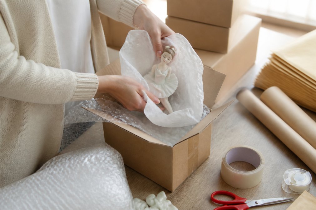 How to Safely Ship Cake Toppers: A 2026 Guide