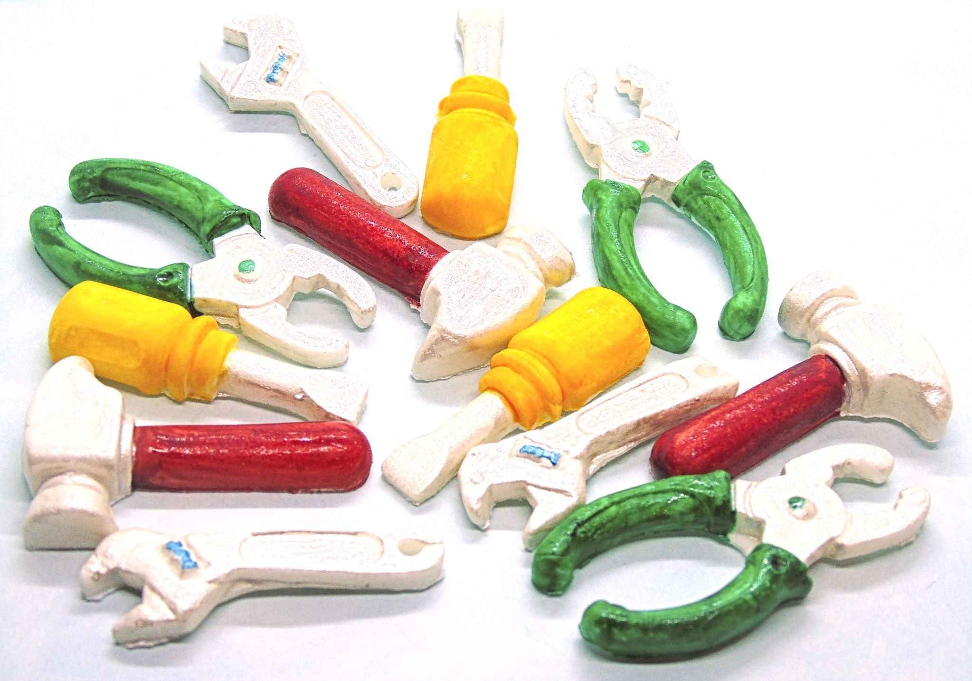 12 Work Tools  DIY Birthday Edible Cupcake Toppers