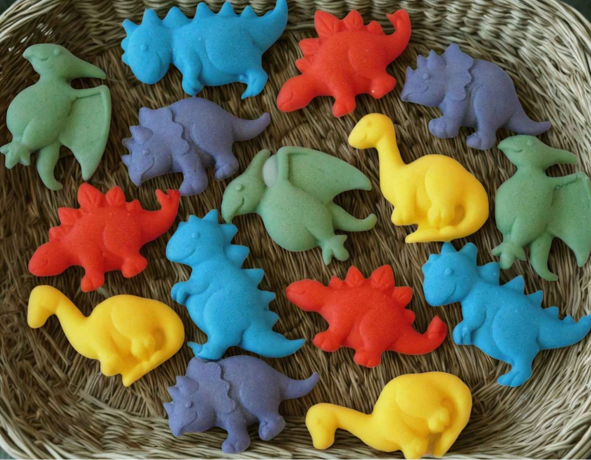 15 Mixed Colourful Novelty Dinosaur Birthday Cupcake Toppers